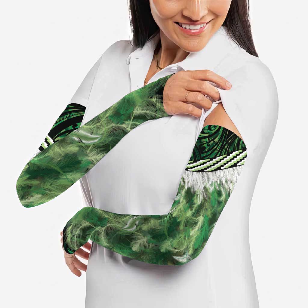 Green Traditional Cloak Aotearoa Arm Sleeves Maori Paua Shell Korowai Pattern LT14 - Polynesian Pride