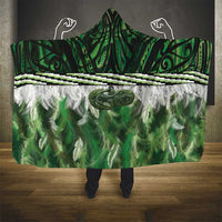 Green Traditional Cloak Aotearoa Hooded Blanket Maori Paua Shell Korowai Pattern LT14 - Polynesian Pride