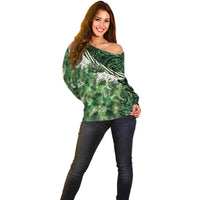Green Traditional Cloak Aotearoa Off Shoulder Sweater Maori Paua Shell Korowai Pattern LT14 - Polynesian Pride