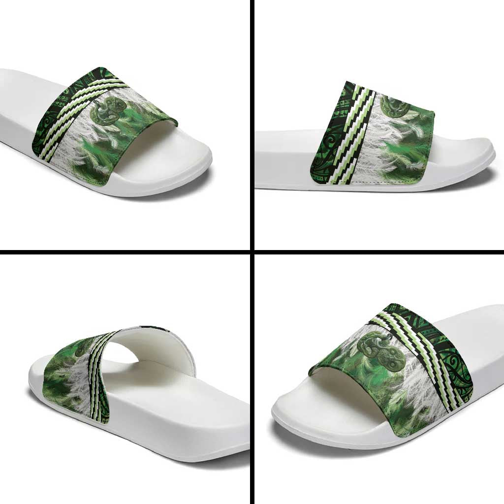 Green Traditional Cloak Aotearoa Slide Sandals Maori Paua Shell Korowai Pattern LT14 - Polynesian Pride