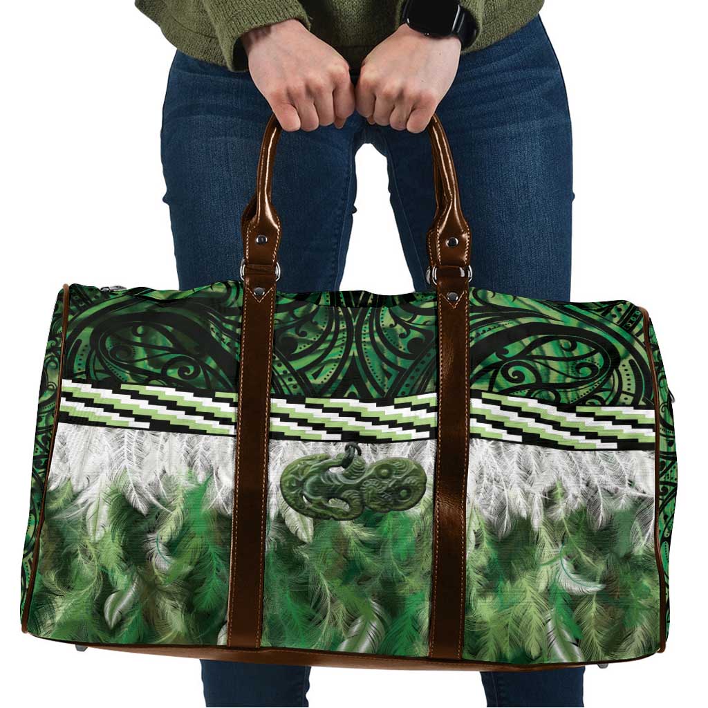Green Traditional Cloak Aotearoa Travel Bag Maori Paua Shell Korowai Pattern LT14 Green - Polynesian Pride