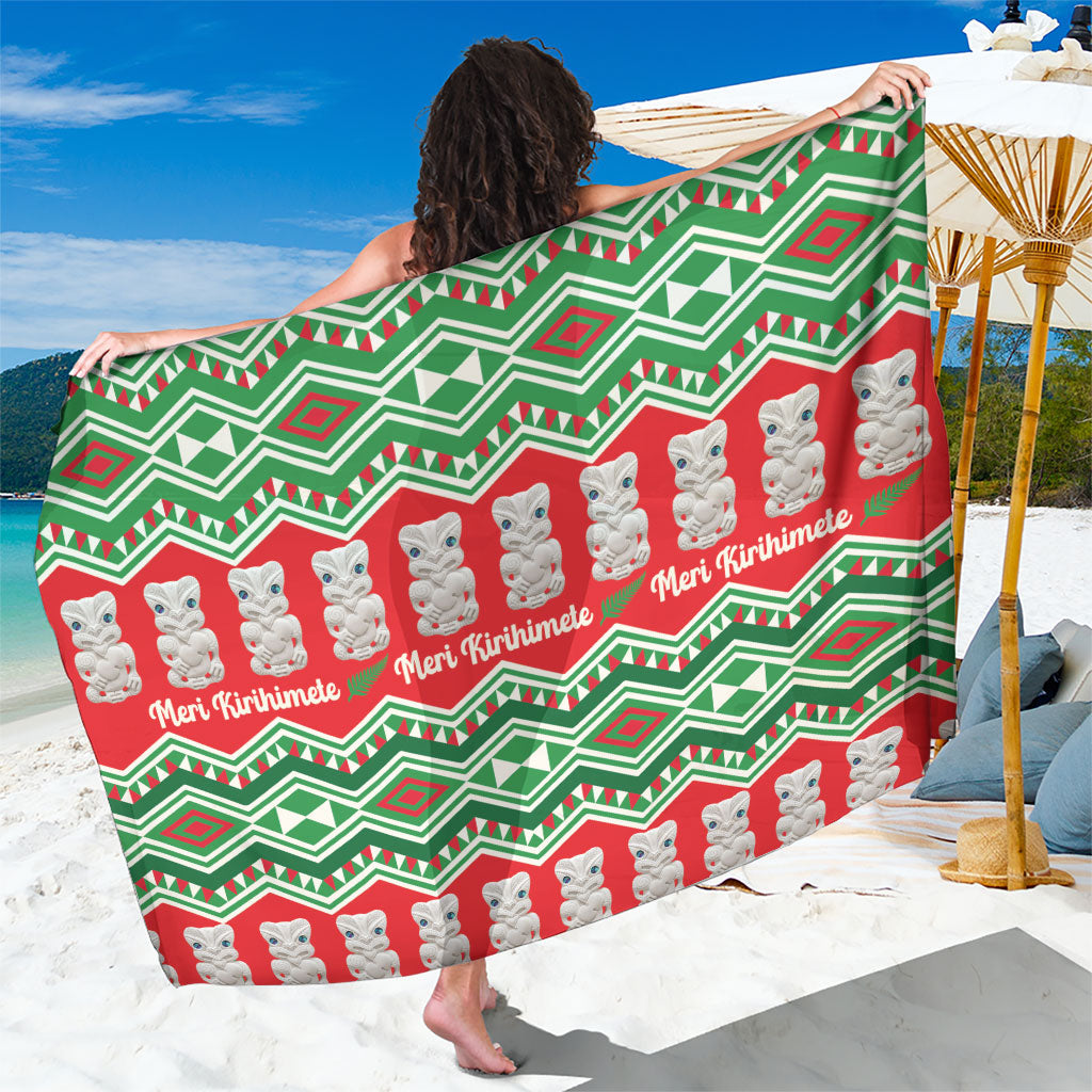 New Zealand Christmas In July Sarong Meri Kirihimete Hei Tiki Taniko Motifs Seamless LT14 One Size 44 x 66 inches Red - Polynesian Pride