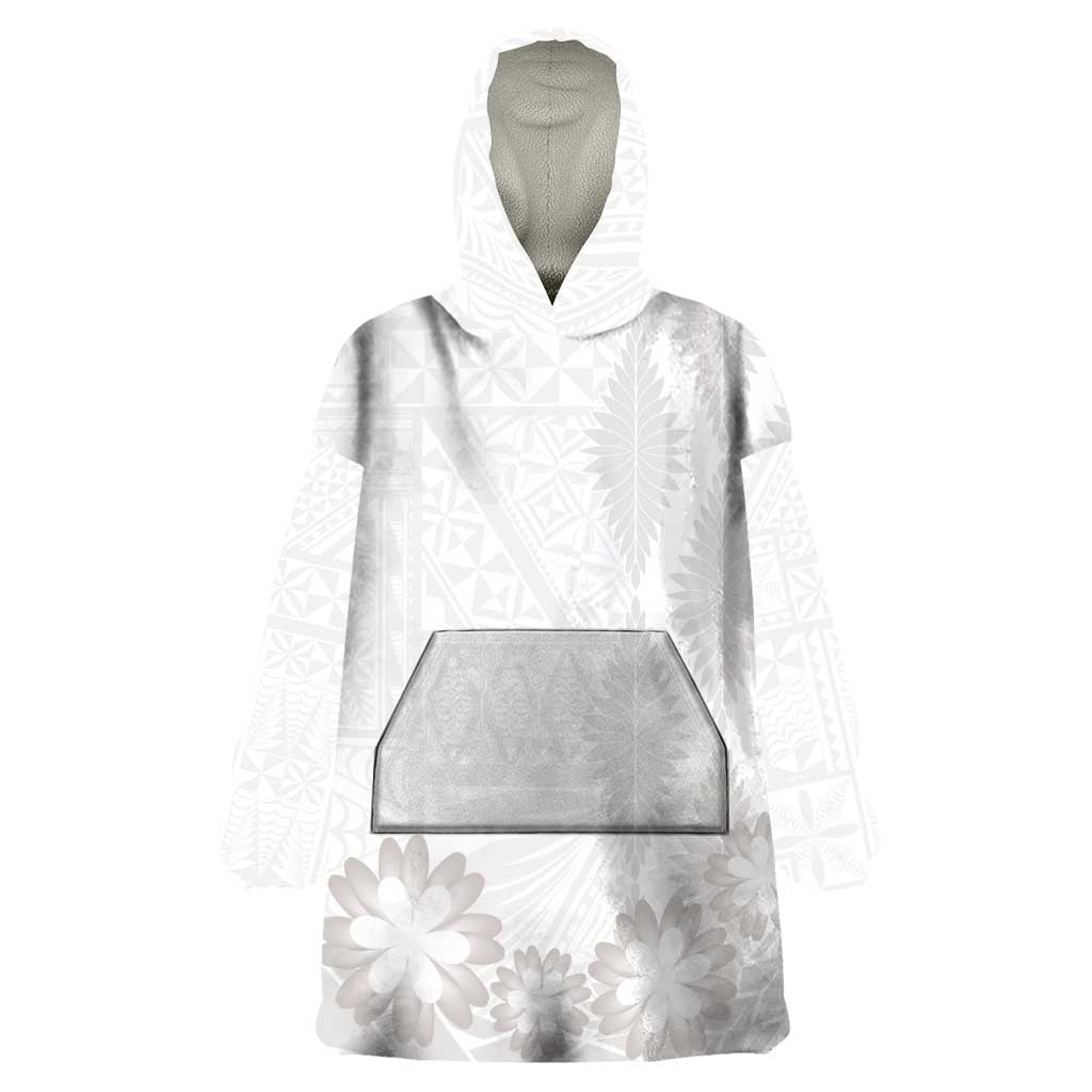 Tonga White Sunday Wearable Blanket Hoodie Manuia le Aso Sa o Tamaiti Heilala With Ngatu Pattern LT14 One Size White - Polynesian Pride