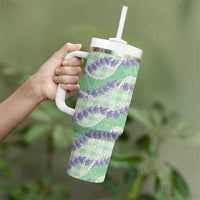 Pastel Green Hawaii Palaka Honohono Pikake Tumbler With Handle Hawaiian Orchid Lei Polynesian Pattern LT14 - Polynesian Pride