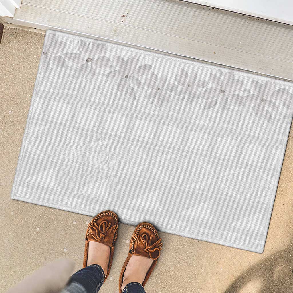 Tokelau White Sunday Rubber Doormat Polynesian Pattern Gardenia Thunbergia LT14 - Polynesian Pride