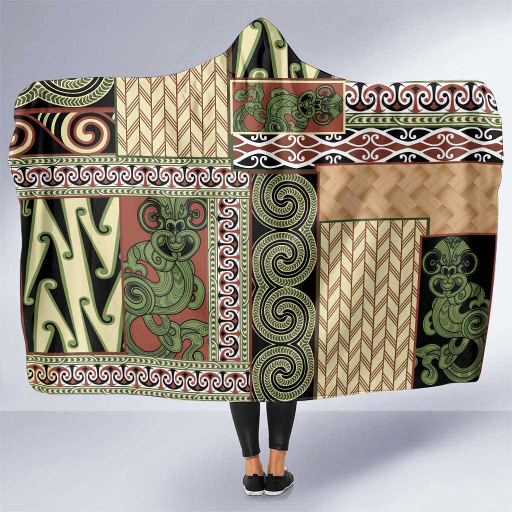 Beige Aotearoa Kowhaiwhai Pattern Hooded Blanket NZ Maori Quilt Style LT14 One Size Beige - Polynesian Pride