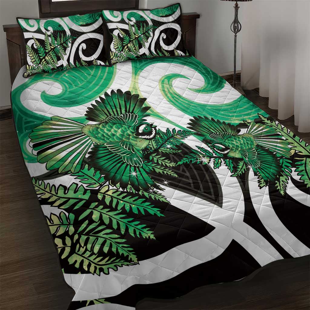 Piwakawaka New Zealand Matariki Quilt Bed Set Maori New Year Silver Fern Green Galaxy LT14 Green - Polynesian Pride
