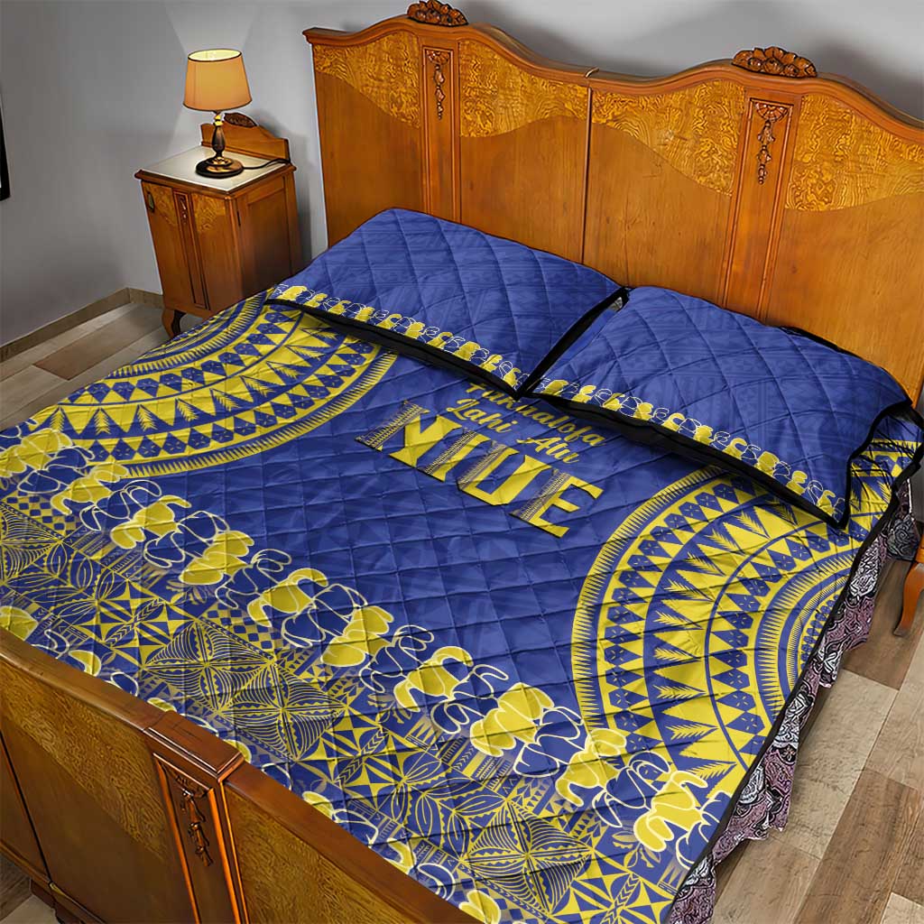 Fakaalofa Lahi Atu Niue Quilt Bed Set Siapo Pattern With Puakenikeni LT14 - Polynesian Pride