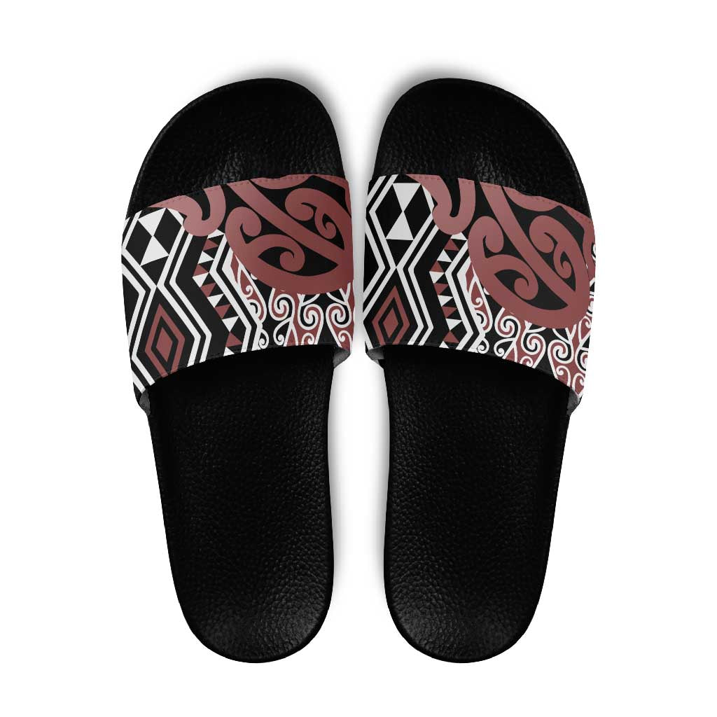 New Zealand Slide Sandals Aotearoa Kowhaiwhai Mix Taniko Art LT14 Brown - Polynesian Pride