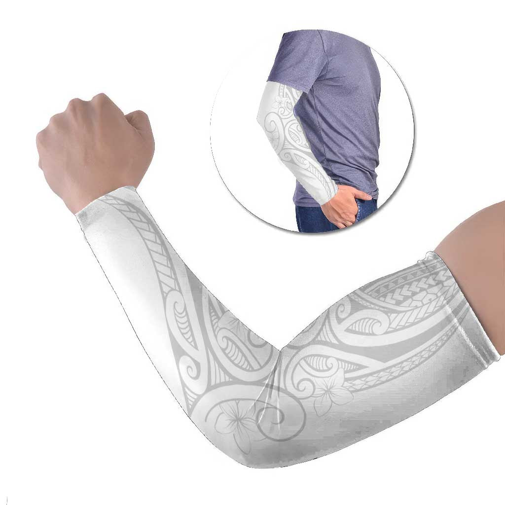 Polynesia White Sunday Arm Sleeves Plumeria Polynesian Tribal Grey Color LT14 Set of 2 White - Polynesian Pride