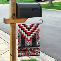 Red Taniko Aotearoa Garden Flag Niho Taniwha Mix Poutama LT14 - Polynesian Pride