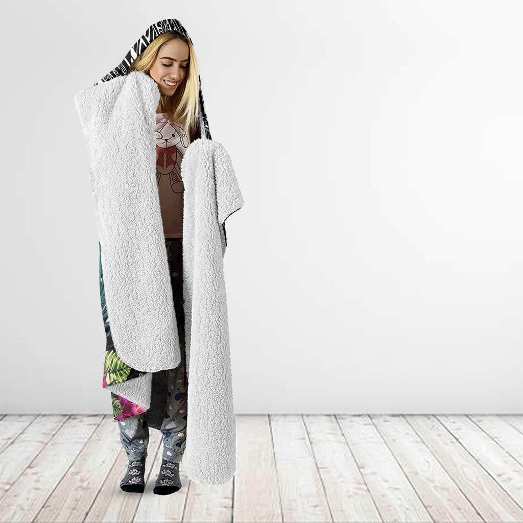 Black Nauru Hooded Blanket Naoero Map With Polynesian Tropical Flowers LT14 - Polynesian Pride