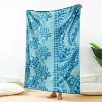 Cyan Hibiscus Monstera Seamless Kakau Hawaii Blanket
