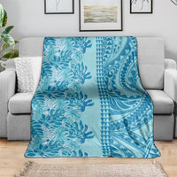 Cyan Hibiscus Monstera Seamless Kakau Hawaii Blanket