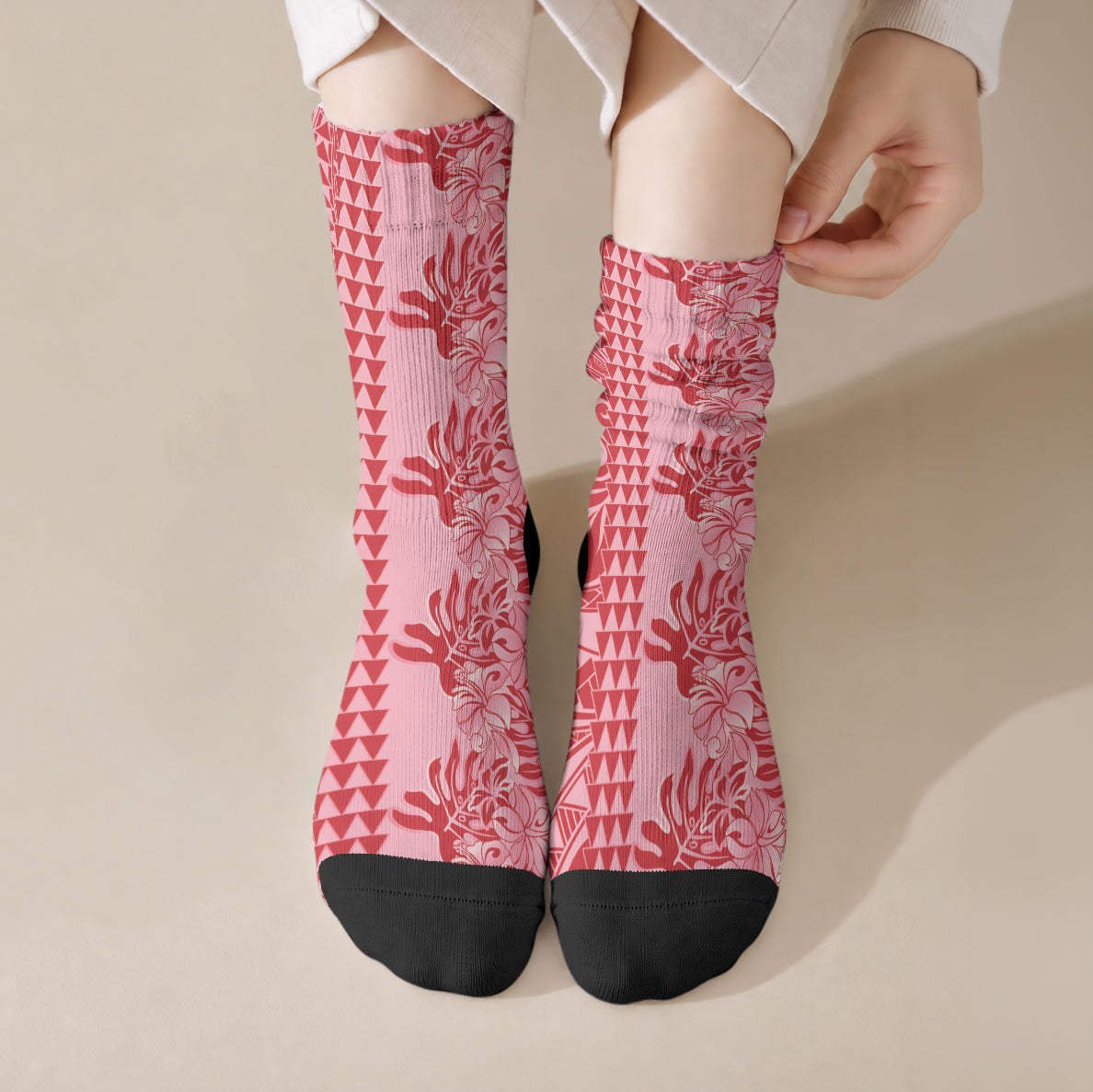 Red Hibiscus Monstera Seamless Kakau Hawaii Crew Socks LT14 Crew Socks Red - Polynesian Pride