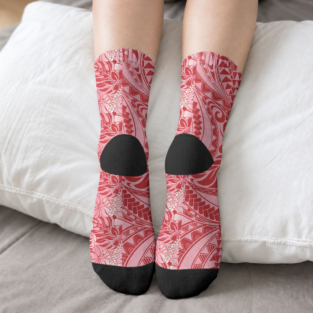 Red Hibiscus Monstera Seamless Kakau Hawaii Crew Socks LT14 - Polynesian Pride