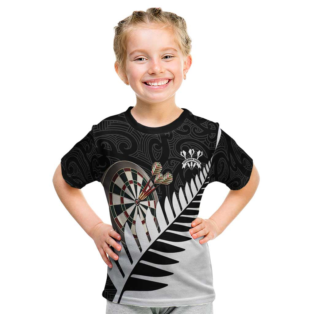 Personalised New Zealand Darts Kid T Shirt Silver Fern Aotearoa Maori Pattern LT14 Black - Polynesian Pride