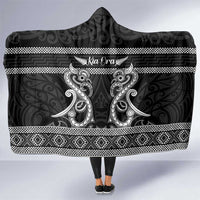 Kia Ora New Zealand Hooded Blanket Maori Language Week Pango Taniko Motif LT14 One Size Black - Polynesian Pride