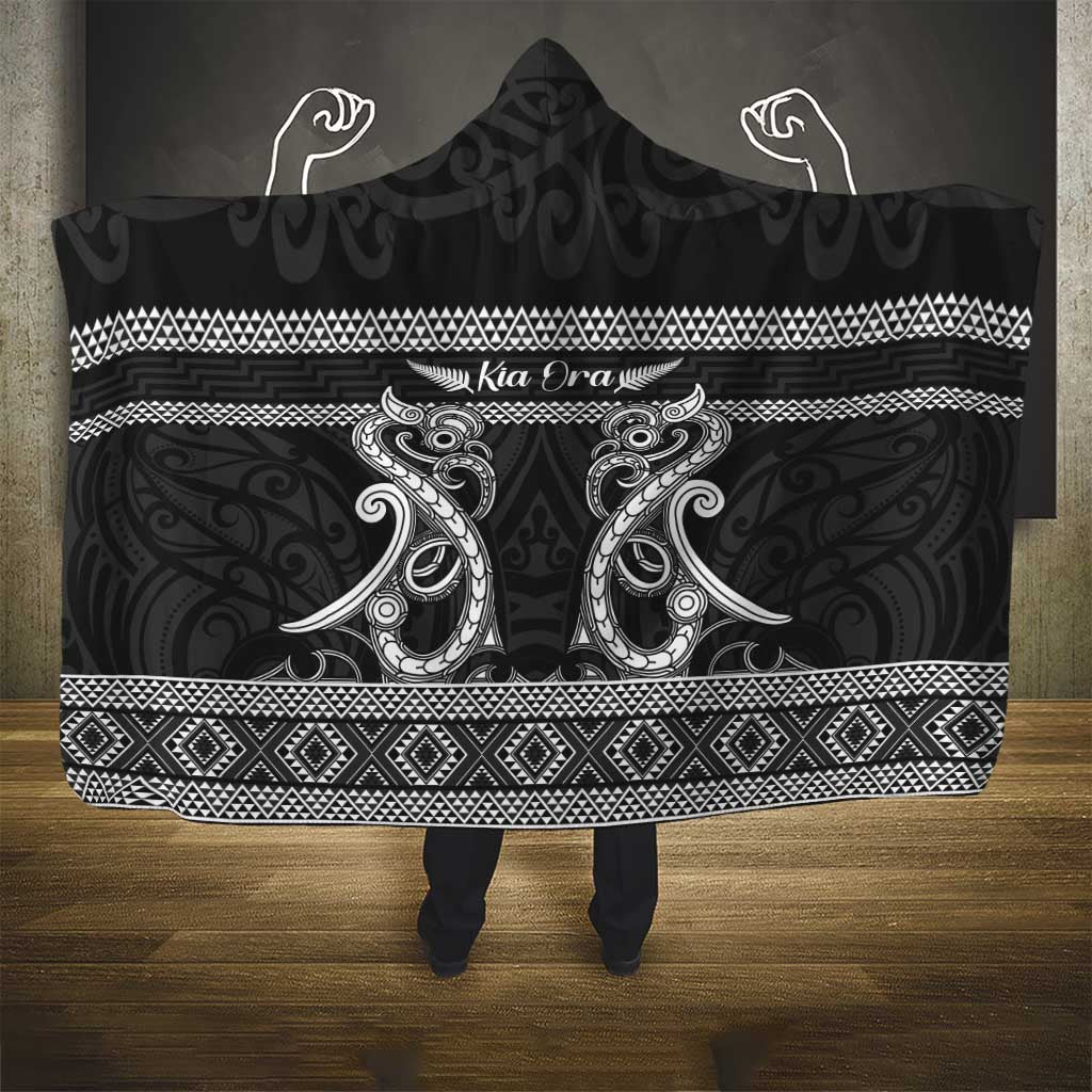 Kia Ora New Zealand Hooded Blanket Maori Language Week Pango Taniko Motif LT14 - Polynesian Pride