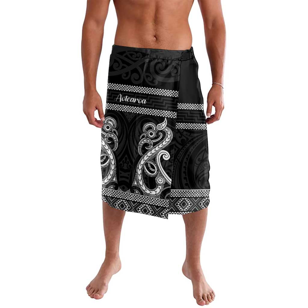 Kia Ora New Zealand Lavalava Maori Language Week Pango Taniko Motif LT14 Black - Polynesian Pride