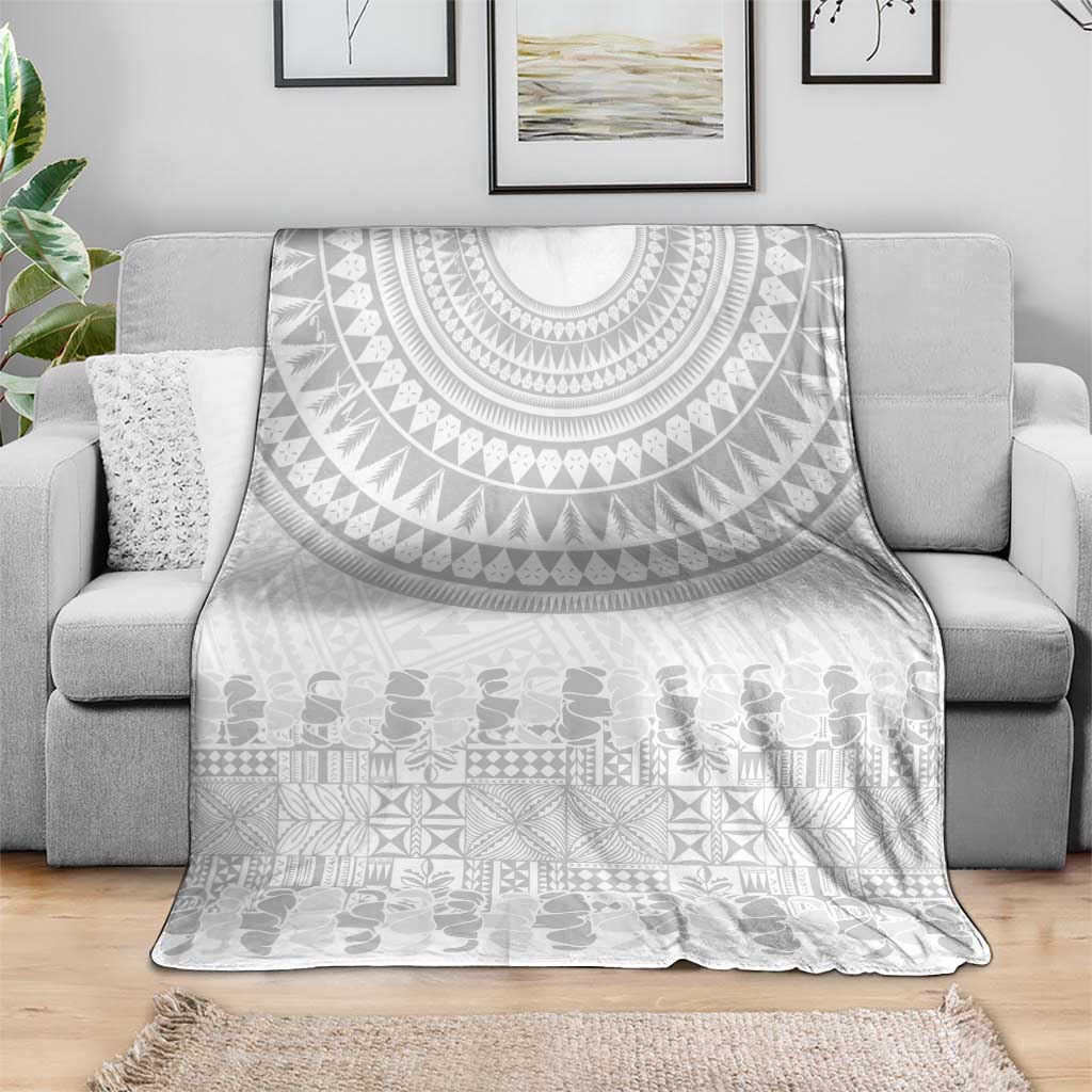 Niue White Sunday Blanket Tapu Fanau Ia Puakenikeni Hiapo Pattern LT14 - Polynesian Pride
