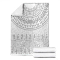 Niue White Sunday Blanket Tapu Fanau Ia Puakenikeni Hiapo Pattern LT14 - Polynesian Pride