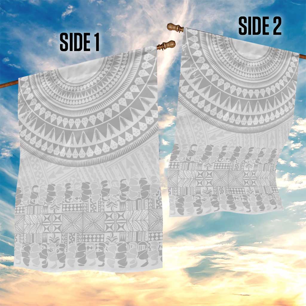 Niue White Sunday Garden Flag Tapu Fanau Ia Puakenikeni Hiapo Pattern LT14 - Polynesian Pride