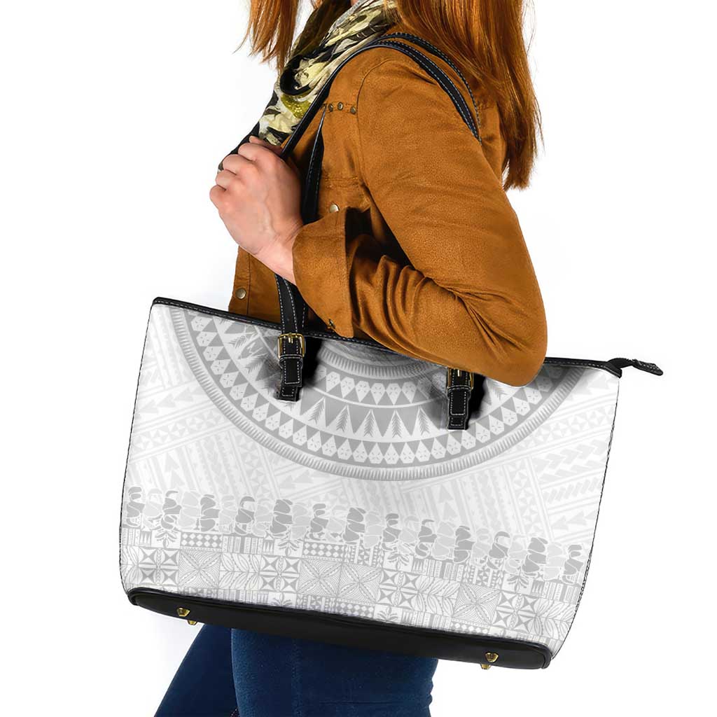 Niue White Sunday Leather Tote Bag Tapu Fanau Ia Puakenikeni Hiapo Pattern LT14 White - Polynesian Pride