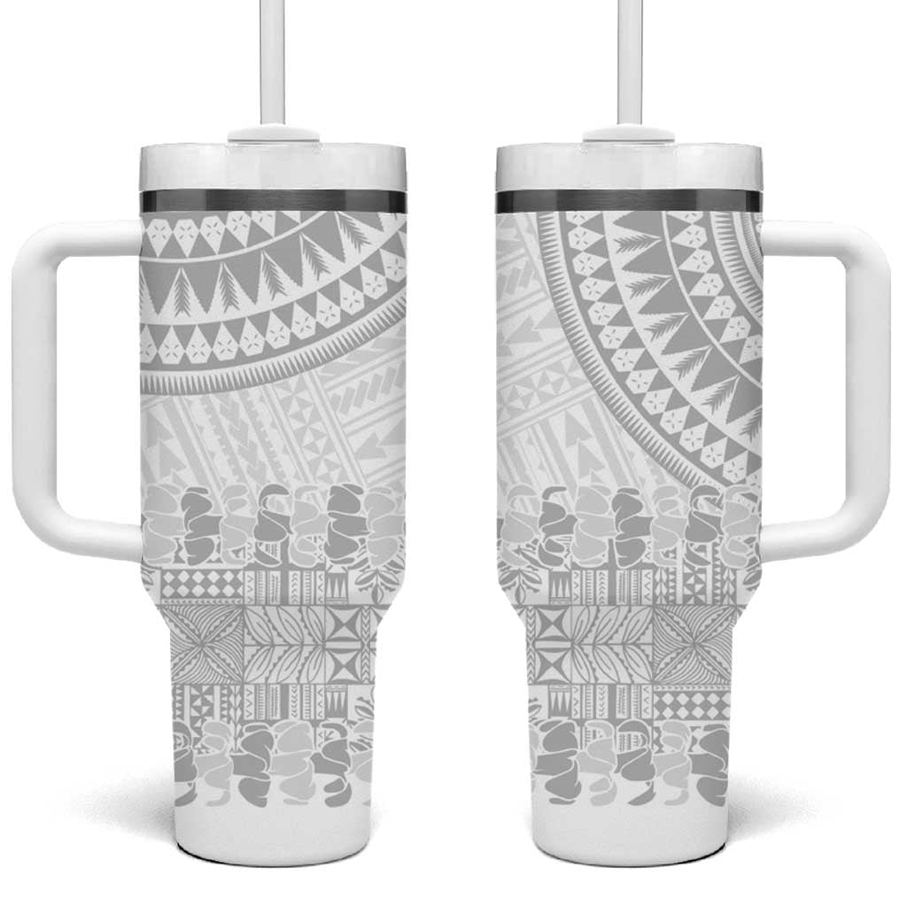 Niue White Sunday Tumbler With Handle Tapu Fanau Ia Puakenikeni Hiapo Pattern LT14 One Size: 40 oz White - Polynesian Pride