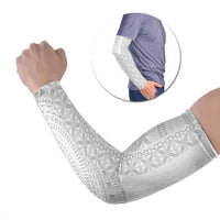 Niue White Sunday Arm Sleeves Half Hiapo Pattern Vibes LT14 Set of 2 White - Polynesian Pride
