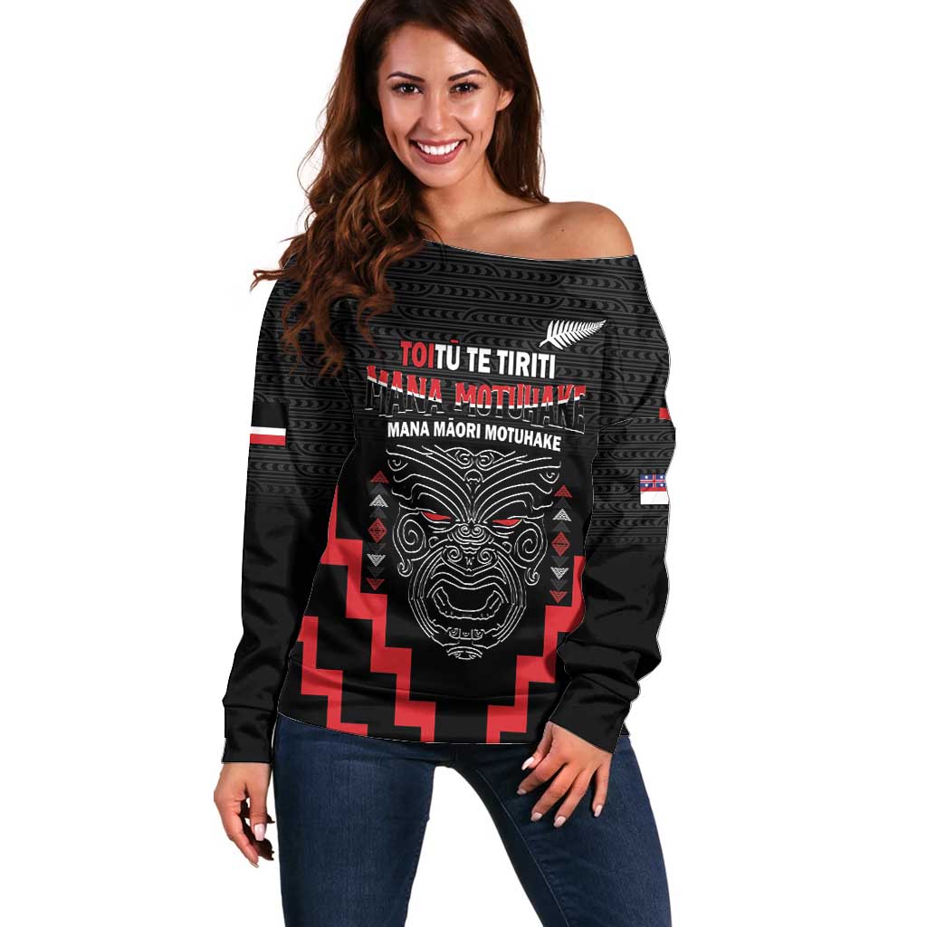 Personalised Toitu Te Tiriti Mana Maori Motuhake Off Shoulder Sweater Aotearoa Haka Face Mix Poutama Art LT14 Women Black - Polynesian Pride