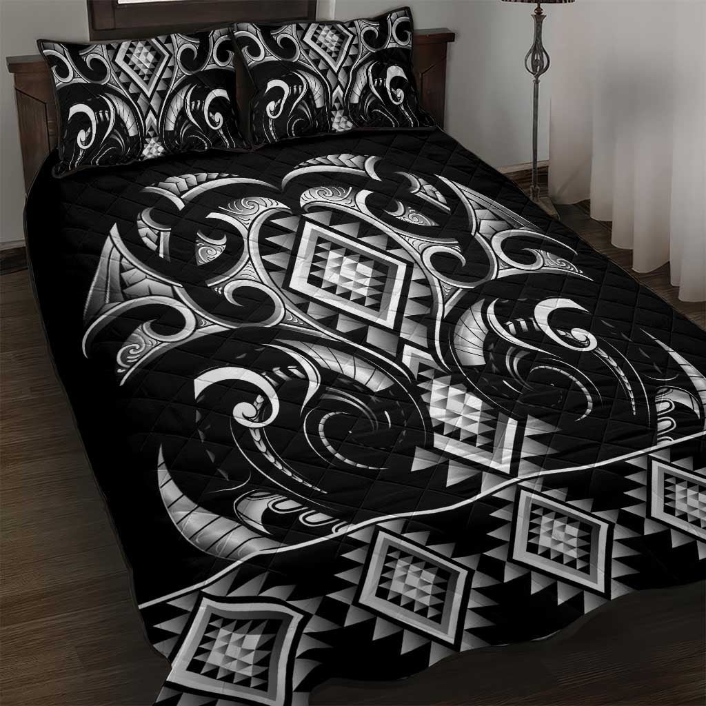 Black Ngaru Taniko With Aotearoa Maori Tattoo Quilt Bed Set LT14 Black - Polynesian Pride