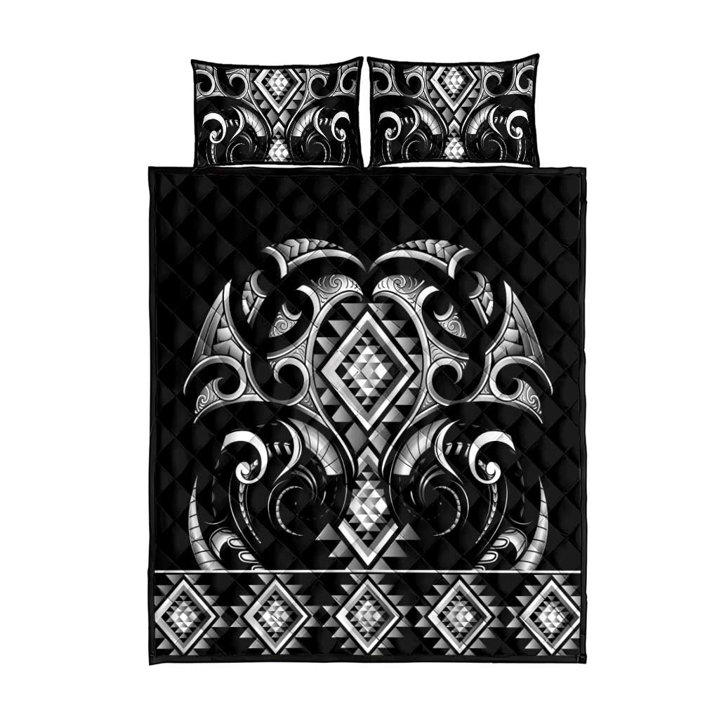 Black Ngaru Taniko With Aotearoa Maori Tattoo Quilt Bed Set LT14 - Polynesian Pride