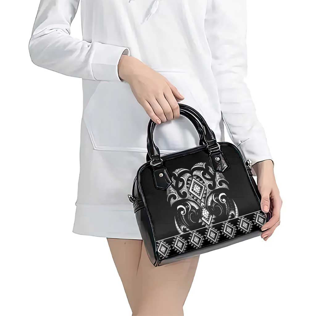 Black Ngaru Taniko With Aotearoa Maori Tattoo Shoulder Handbag LT14 - Polynesian Pride