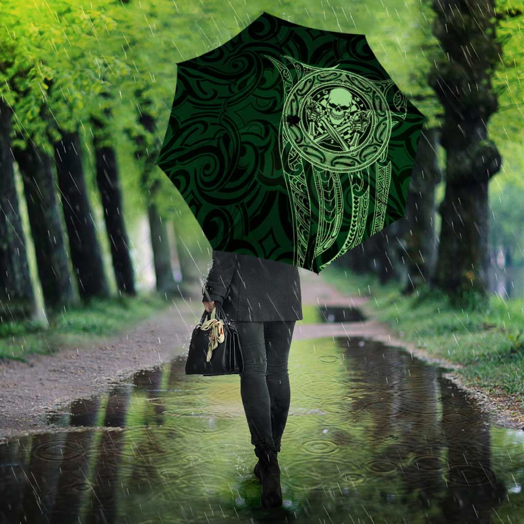New Zealand Skull Darts Umbrella Aotearoa Maori Chest Tattoo Stylized Green LT14 - Polynesian Pride