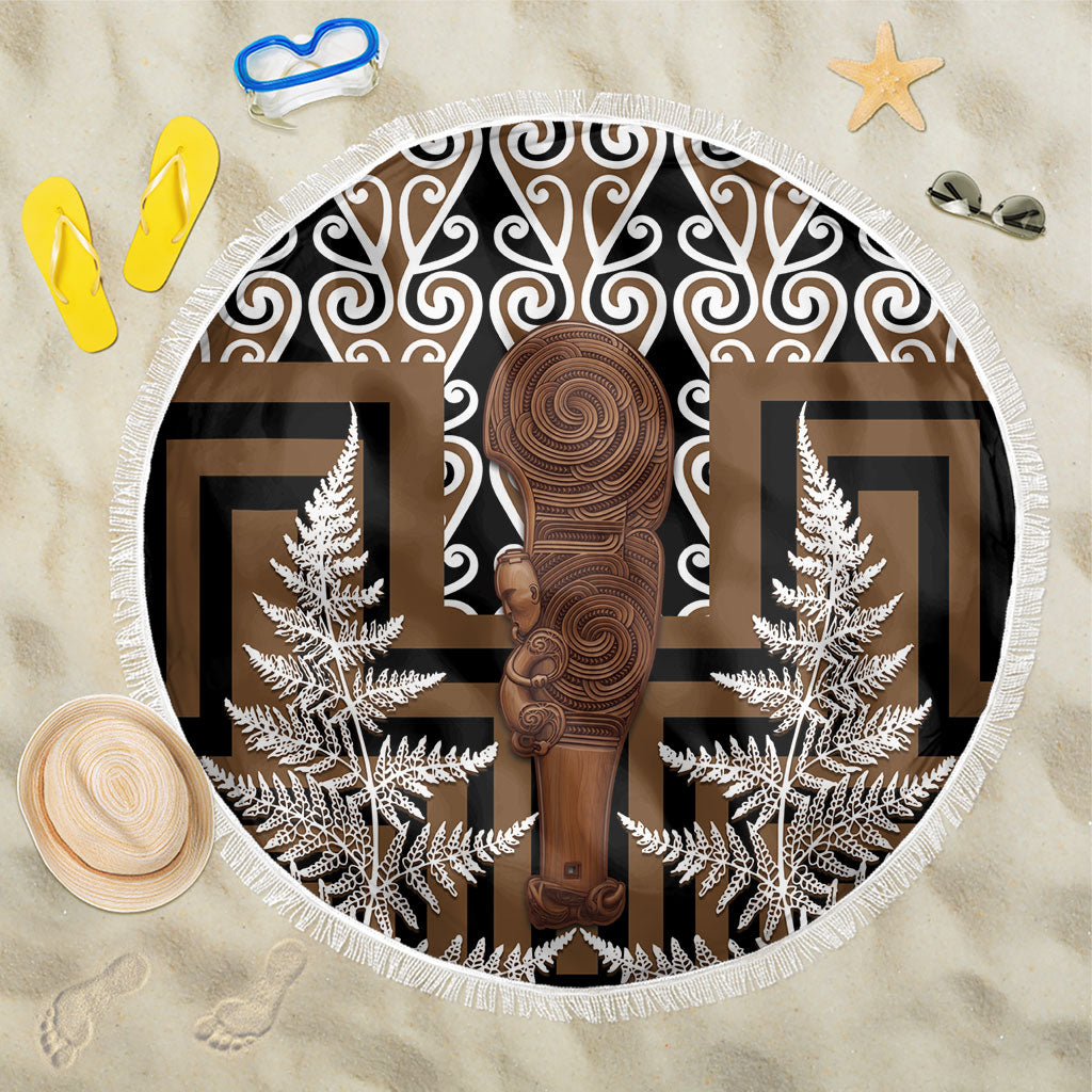 Wahaika New Zealand Beach Blanket Maori Weapon Kowhaiwhai Fern Poutama Motifs LT14 One Size 150cm Brown - Polynesian Pride