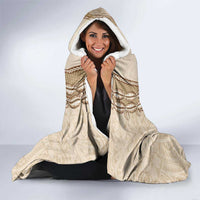 Mauri Ribaberiki Kiribati Hooded Blanket Cowrie Shells Lei Palm Leaf Weaving LT14 - Polynesian Pride