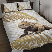 Gold New Zealand Tuatara Quilt Bed Set Aotearoa Sphenodon Punctatus Silver Fern LT14 Gold - Polynesian Pride