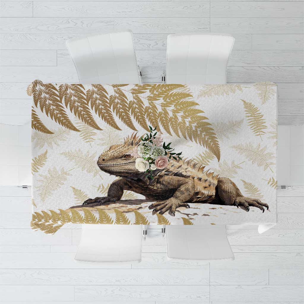 Gold New Zealand Tuatara Tablecloth Aotearoa Sphenodon Punctatus Silver Fern