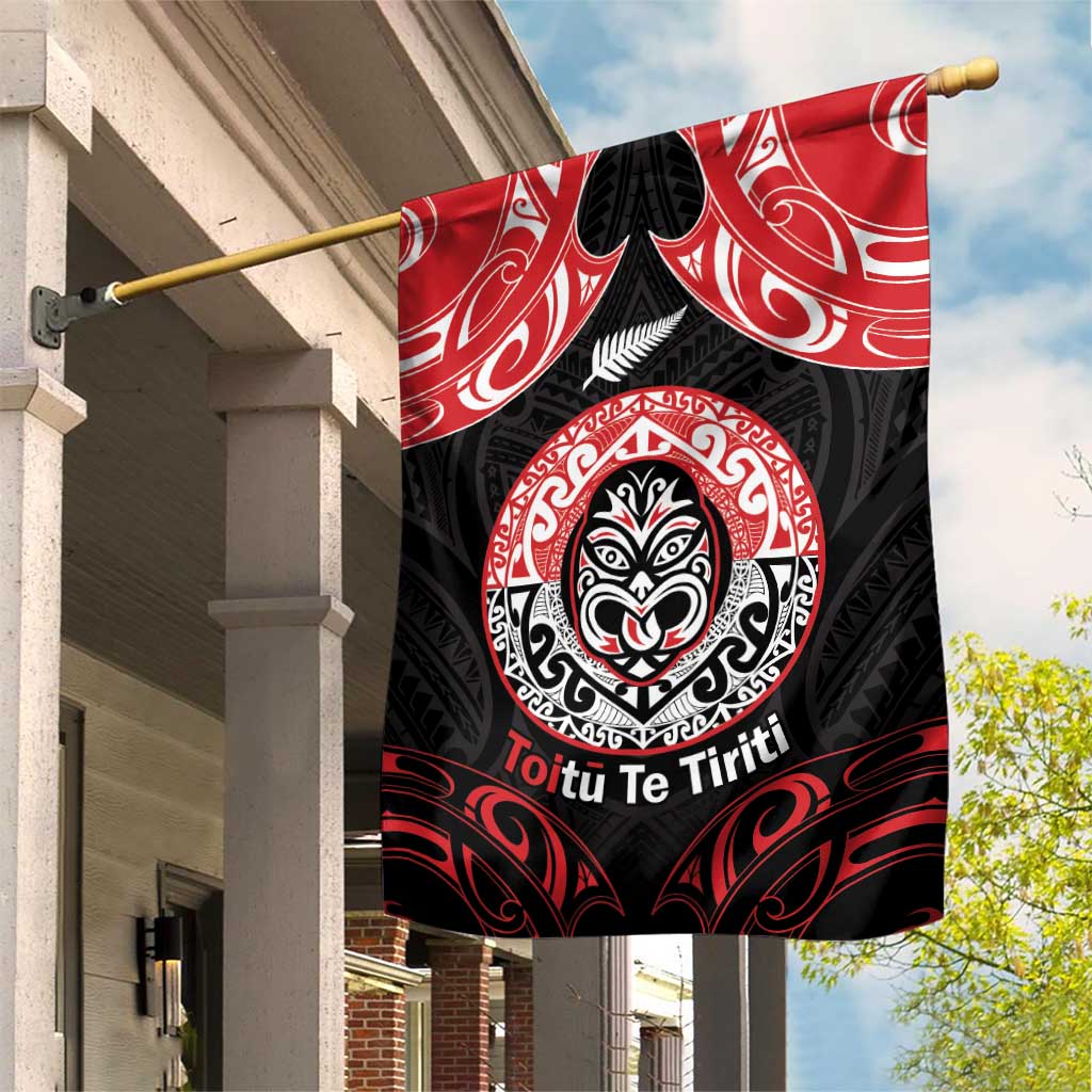 Aotearoa Toitu Te Tiriti Garden Flag Haka Tiki Honour The Treaty LT14 House Flag Black - Polynesian Pride