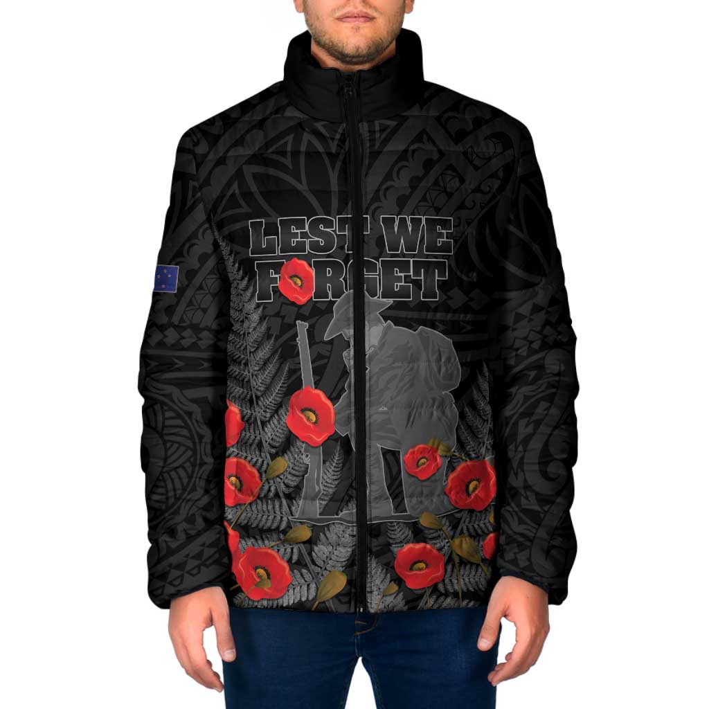 Personalised New Zealand ANZAC Day Padded Jacket Lest We Forget Soldier Memorial LT15 Men Black - Polynesian Pride