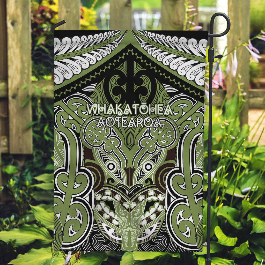 Aotearoa Iwi Whakatohea Garden Flag Maori Kowhaiwhai Pattern LT19 Garden Flag Olive Green - Polynesian Pride