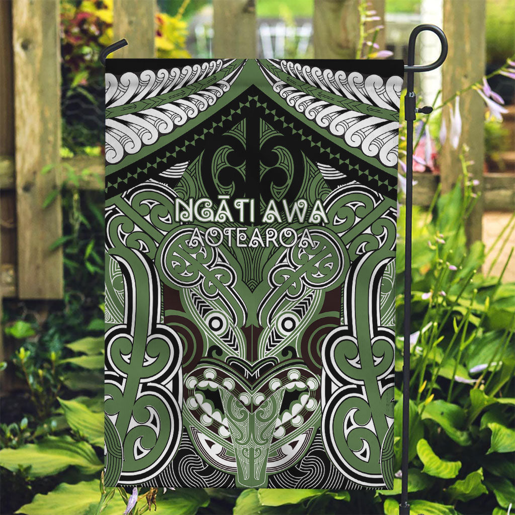 Aotearoa Iwi Ngati Awa Garden Flag Maori Kowhaiwhai Pattern LT19 Garden Flag Green - Polynesian Pride