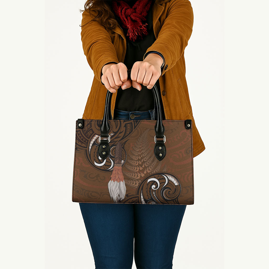New Zealand Taiaha Leather Bag Maori Weapon Silver Fern Maori Pattern LT22 - Polynesian Pride