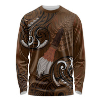 New Zealand Taiaha Long Sleeve Shirt Maori Weapon Silver Fern Maori Pattern LT22 Unisex Brown - Polynesian Pride