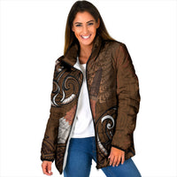 New Zealand Taiaha Padded Jacket Maori Weapon Silver Fern Maori Pattern LT22 Women Brown - Polynesian Pride
