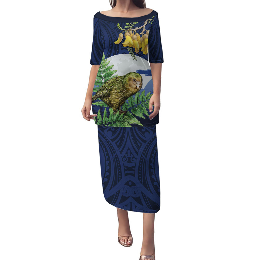 Kakapo New Zealand Personalised Puletasi Kowhai Flower Silver Fern Maori Pattern LT22 Long Dress Blue - Polynesian Pride