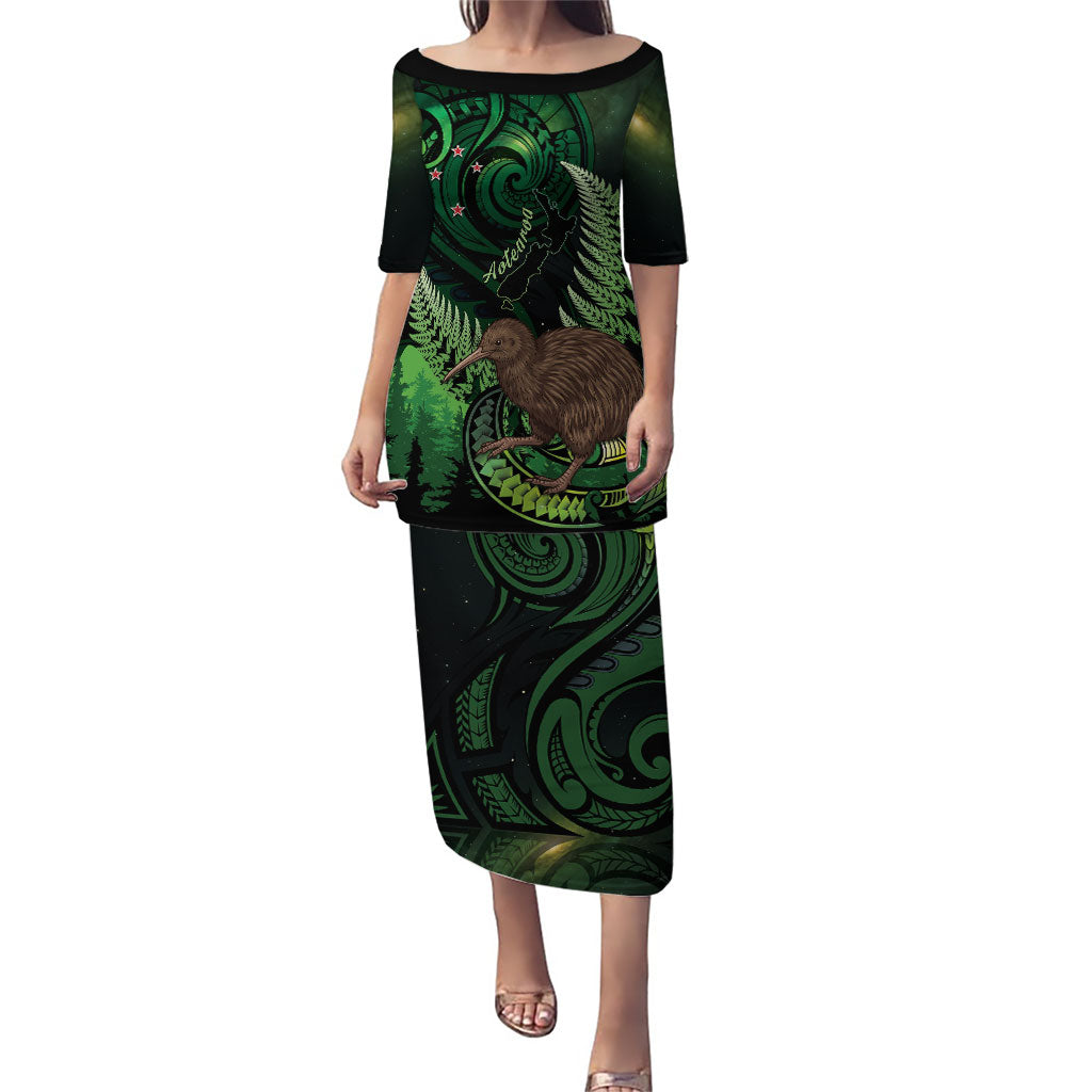 Kiwi New Zealand Personalised Puletasi Aotearoa Map Silver Fern Koru Pattern LT22 Long Dress Green - Polynesian Pride