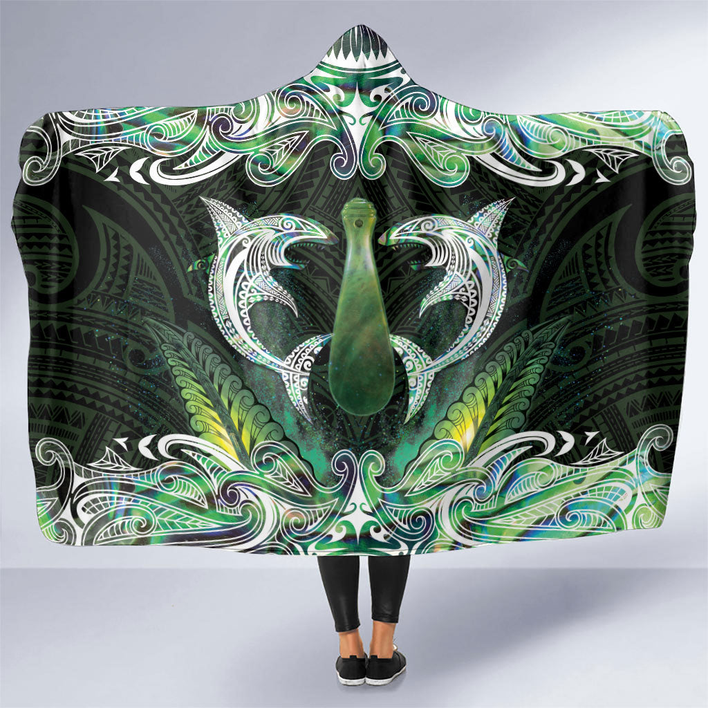 New Zealand Mere Pounamu Weapon Hooded Blanket Aotearoa Mango Paua Shell Maori Pattern LT22 One Size Green - Polynesian Pride