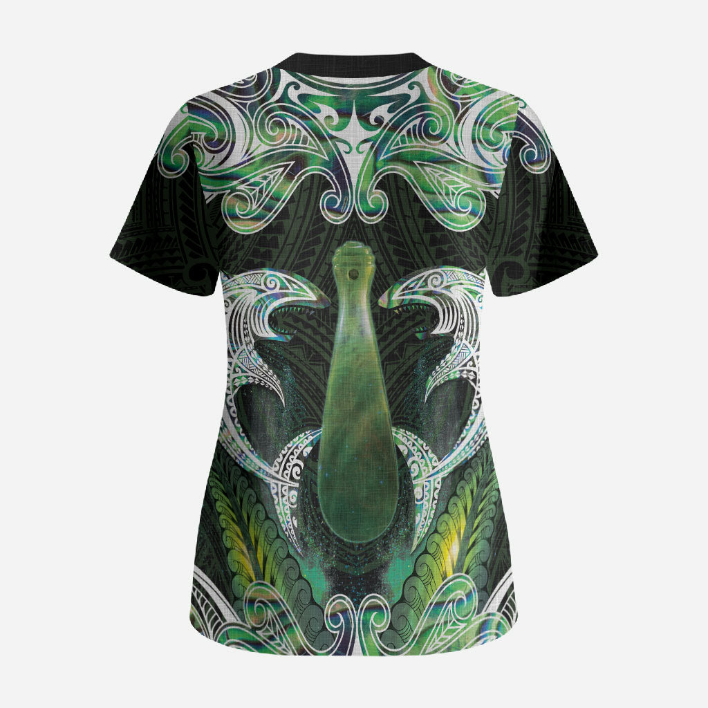 New Zealand Mere Pounamu Weapon Scrub Top Aotearoa Mango Paua Shell Maori Pattern LT22 - Polynesian Pride